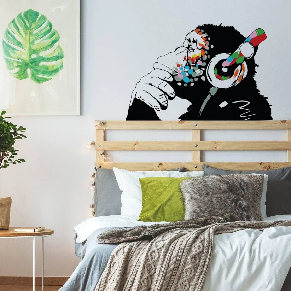 Banksy Thinking Monkey Wall Sticker - Art Vinyl Street Dj Baksy Decal - Headphones Chimp Music Thinker Graffiti Mural - Decords