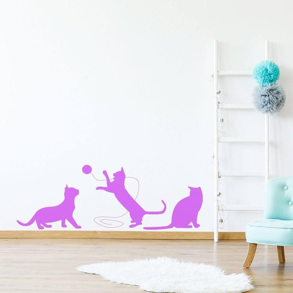 Adorable Cat Silhouette Decal Vinyl Sticker - Trendy Pet-Themed Wall Art Accessory - Decords