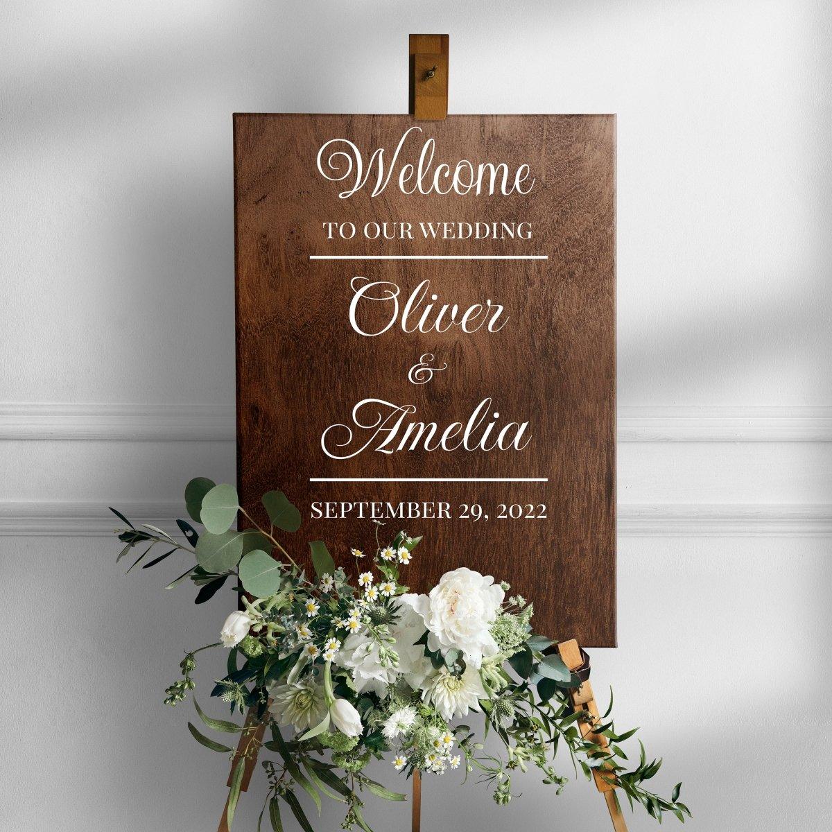 Personalized Wedding Welcome Sign Decal: Elegant Guest Greeting Style - Decords