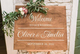 Personalized Wedding Welcome Sign Decal: Elegant Guest Greeting Style - Decords