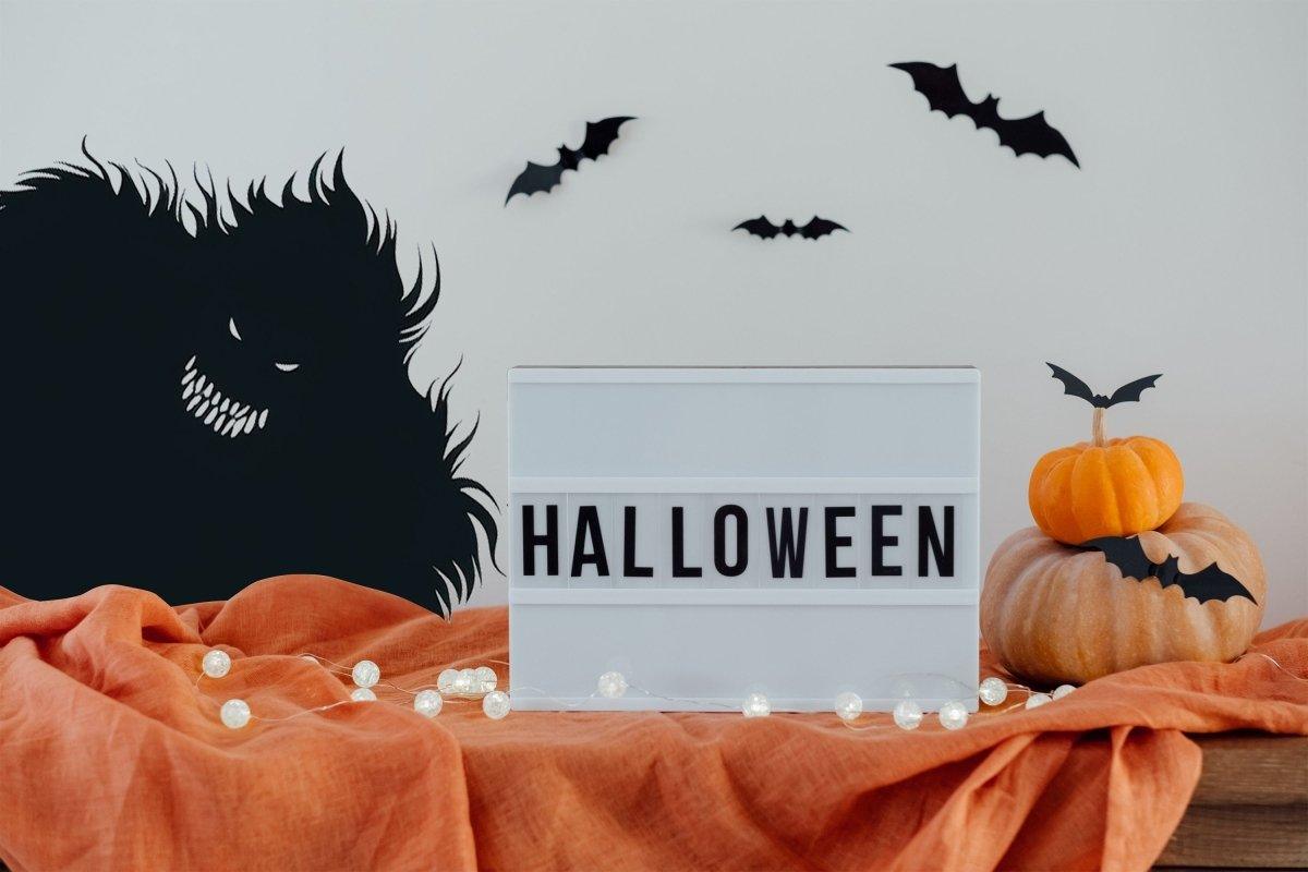 Halloween Wall Sticker Set, Ghostly Holiday Vinyl Decals - Decords